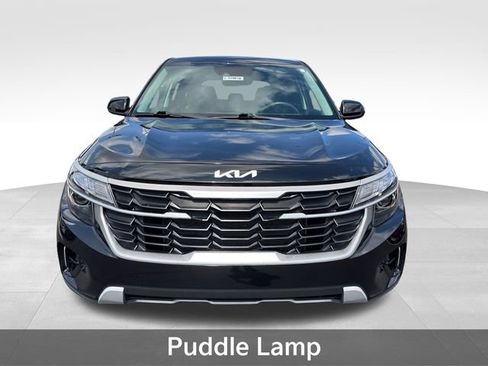 Used 2024 Kia Seltos LX AWD/4WD image 11