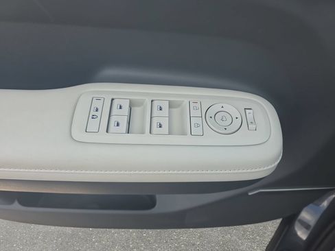 Used 2024 Hyundai Santa Fe Limited AWD/4WD image 27