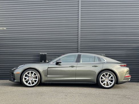 New 2026 Porsche Panamera 4 AWD/4WD image 2