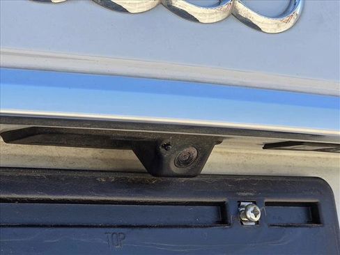 Used 2023 Audi Q5 2.0T Premium w/ Convenience Package image 12