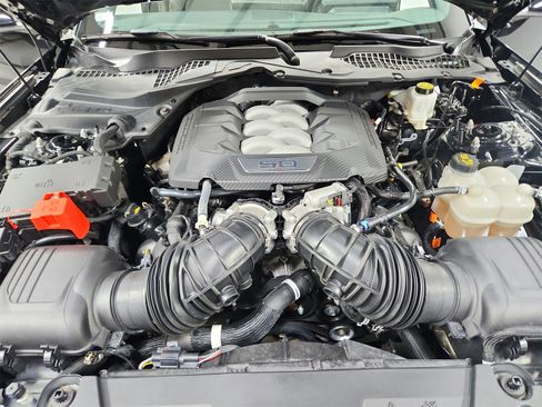 Used 2024 Ford Mustang GT image 17