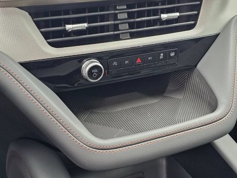 New 2026 Ford Explorer Active w/ Active Comfort Package AWD/4WD image 19