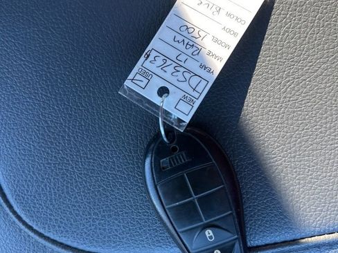 Used 2017 RAM 1500 Express w/ Express Value Package image 28