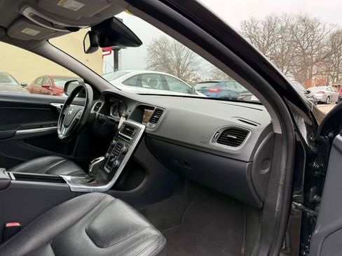 Used 2014 Volvo S60 T5 image 19