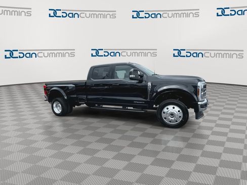 Used 2026 Ford F450 Lariat w/ Lariat Premium Package AWD/4WD image 2
