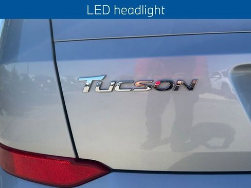 Used 2017 Hyundai Tucson SE image 11