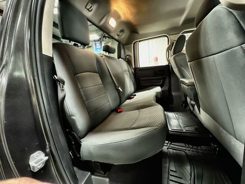 Used 2019 RAM 1500 Express w/ Express Value Package AWD/4WD image 23