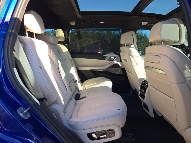 Used 2026 BMW X7 M60i AWD/4WD image 12