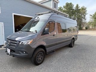 Used 2021 Mercedes-Benz Sprinter 2500 image 2