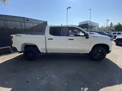 Used 2022 Chevrolet Silverado 1500 Custom Trail Boss AWD/4WD image 7