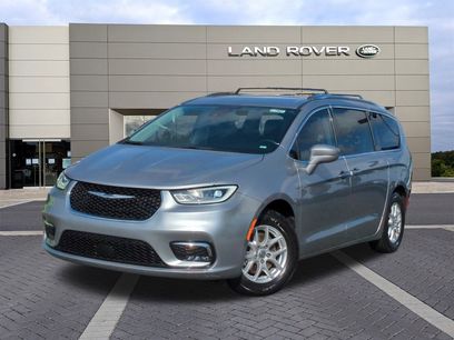 Used 2021 Chrysler Pacifica Touring-L