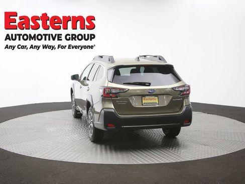 Used 2024 Subaru Outback Premium AWD/4WD image 60