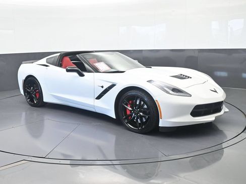 Used 2016 Chevrolet Corvette Stingray Coupe w/ Battery Protection Package RWD image 8