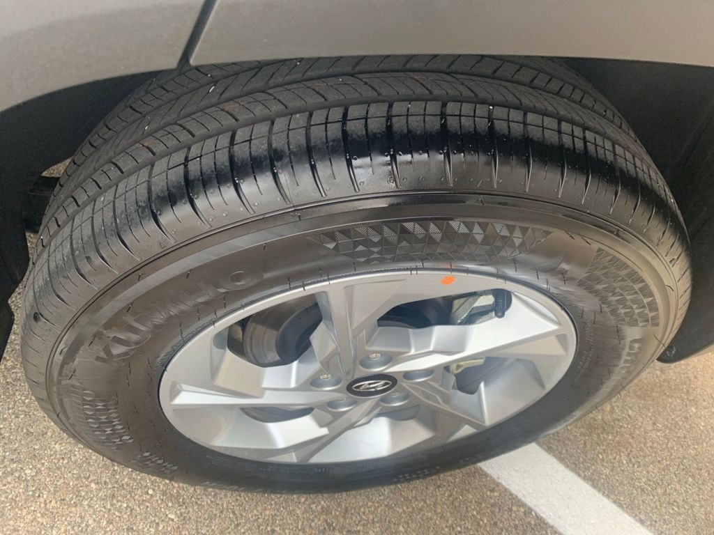 Certified 2024 Hyundai Tucson SEL AWD/4WD image 37