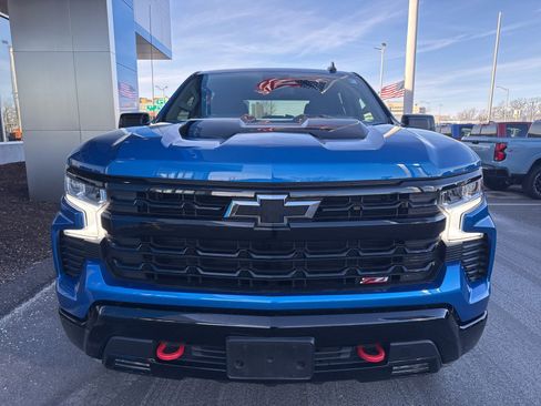 Used 2022 Chevrolet Silverado 1500 LT Trail Boss image 3