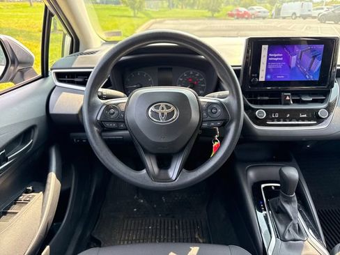 Used 2024 Toyota Corolla LE FWD image 19