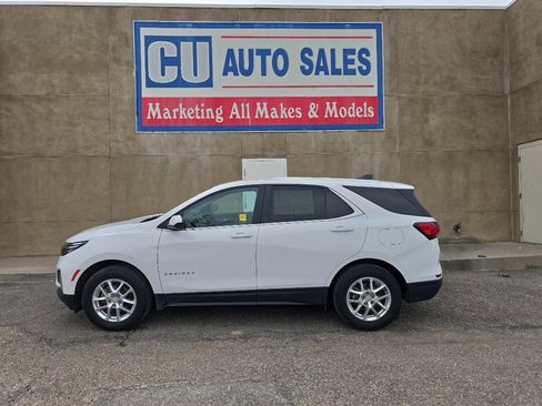 Used 2023 Chevrolet Equinox LT image 4