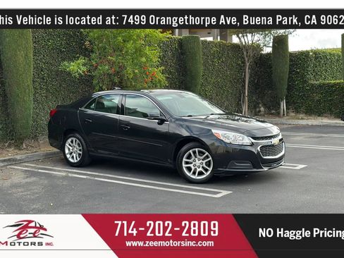 Used 2015 Chevrolet Malibu LT w/ Power Convenience Package image 2