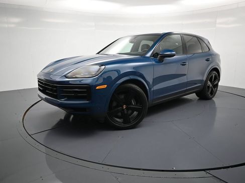 Used 2026 Porsche Cayenne AWD/4WD image 1