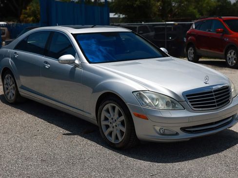 Used 2007 Mercedes-Benz S 550 image 9