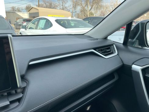 Used 2025 Toyota RAV4 XLE image 35