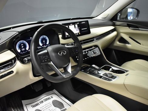 Used 2025 INFINITI QX60 Luxe image 4