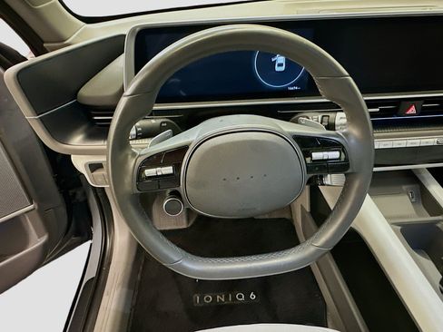 Used 2024 Hyundai Ioniq 6 SEL AWD/4WD image 18