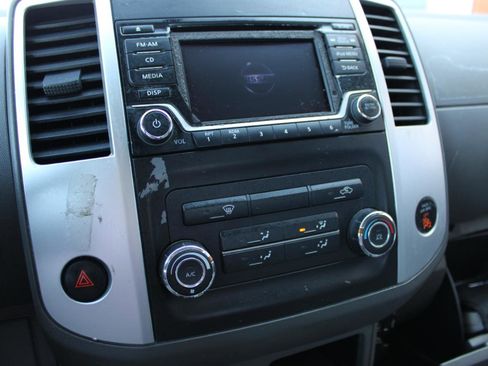 Used 2017 Nissan Frontier S image 25