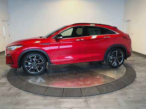 New 2025 INFINITI QX55 Essential image 5