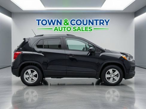 Used 2021 Chevrolet Trax LT AWD/4WD image 7