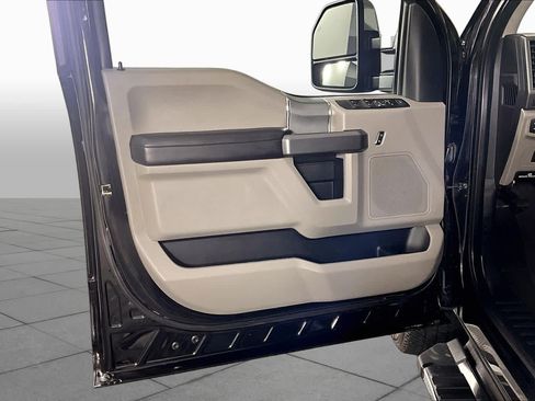 Used 2021 Ford F250 XLT w/ XLT Premium Package AWD/4WD image 20