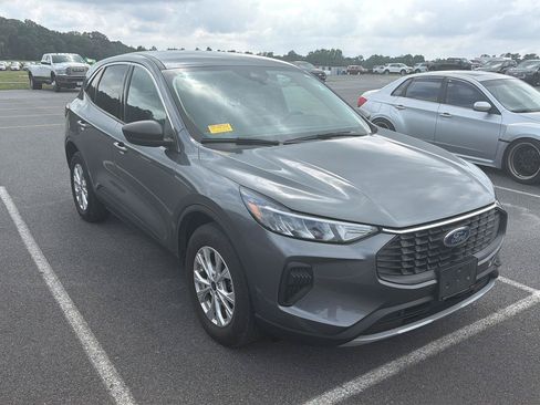 Used 2023 Ford Escape Active AWD/4WD image 7