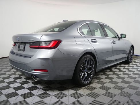 Used 2025 BMW 330i xDrive Sedan w/ Premium Package image 3