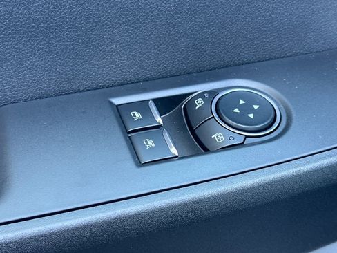 New 2026 Ford F250 XL w/ XL Chrome Package image 12