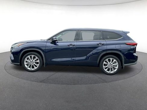 Used 2020 Toyota Highlander Limited AWD/4WD image 2