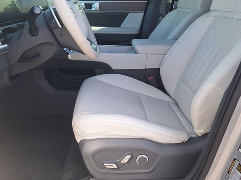 New 2025 Hyundai Santa Fe SEL AWD/4WD image 12