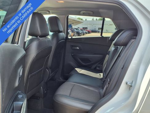 Used 2022 Chevrolet Trax LT w/ Sport Edition AWD/4WD image 13