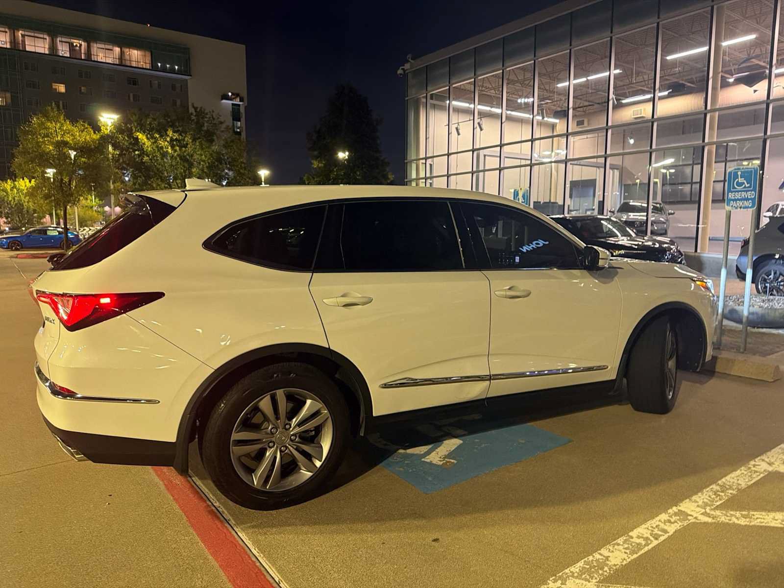 Used 2024 Acura MDX FWD image 5