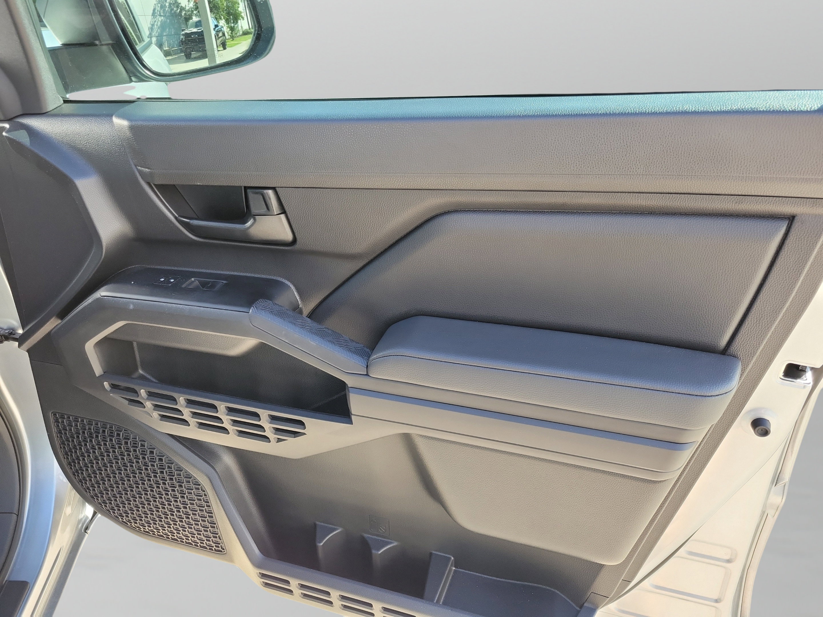 Certified 2025 Toyota Tacoma SR RWD image 28