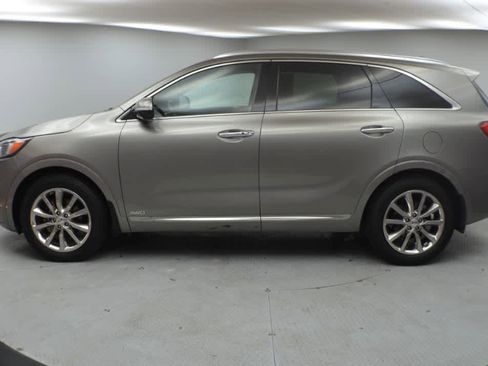 Used 2016 Kia Sorento SX w/ SXL Technology Package AWD/4WD image 6