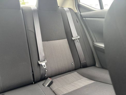 Used 2025 Nissan Sentra SV FWD image 34