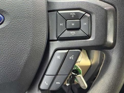 Used 2018 Ford F150 XLT w/ Trailer Tow Package RWD image 28