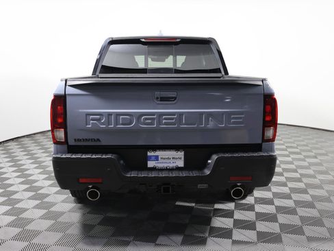 New 2026 Honda Ridgeline Black Edition image 6