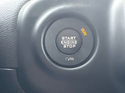 Used 2020 Jeep Wrangler Unlimited Sport AWD/4WD image 23
