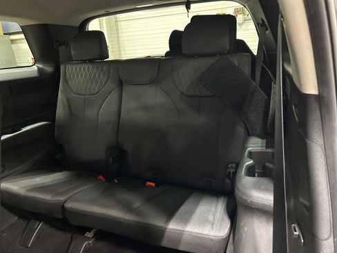 Used 2021 Hyundai Palisade SE w/ Cargo Package image 25