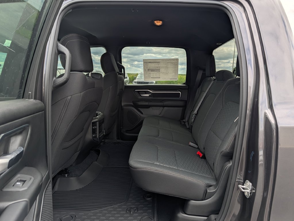 New 2026 RAM 1500 Big Horn w/ Night Edition AWD/4WD image 6