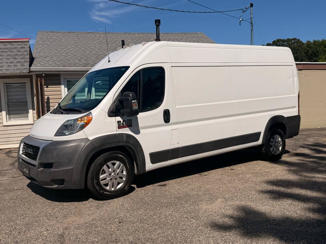 Used 2015 RAM ProMaster 2500 w/ Mopar Trailer Tow Group FWD image 2