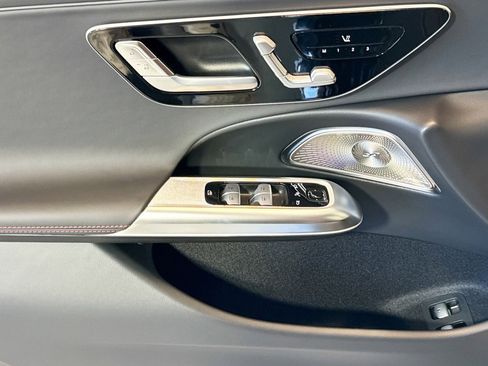 New 2026 Mercedes-Benz E 53 AMG e 4MATIC Sedan image 16