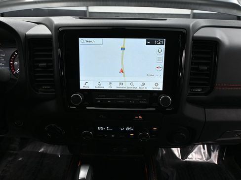 Used 2023 Nissan Frontier PRO-4X w/ Tow Package AWD/4WD image 25
