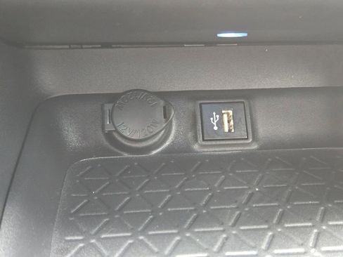 Used 2023 Toyota RAV4 XSE AWD/4WD image 22
